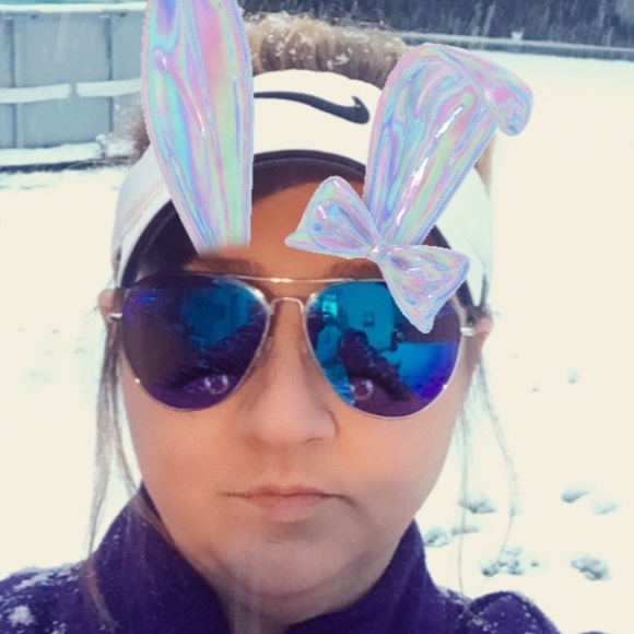 Meet your Posher, Misty - Picture 1 of 1